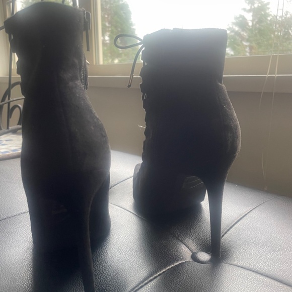 Suede Boots, Spring Brand - Picture 4 of 7